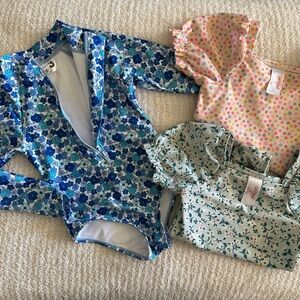 Bundle of 3 toddler girls swimsuit.